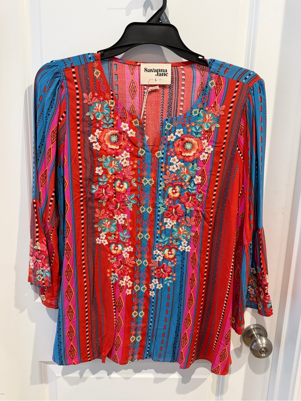 NWT Savanna Jane Red & Blue Embroidered Blouse Size Large